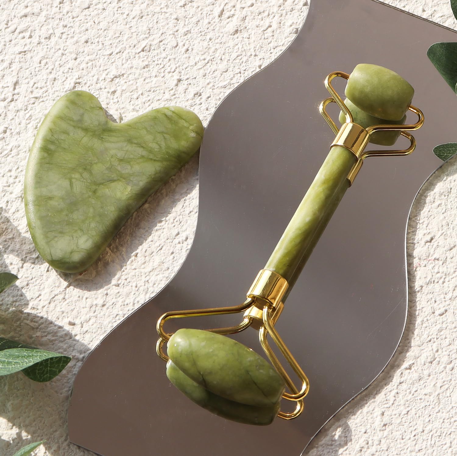 RODILLO FACIAL JADE + Piedra Gua Sha de REGALO!
